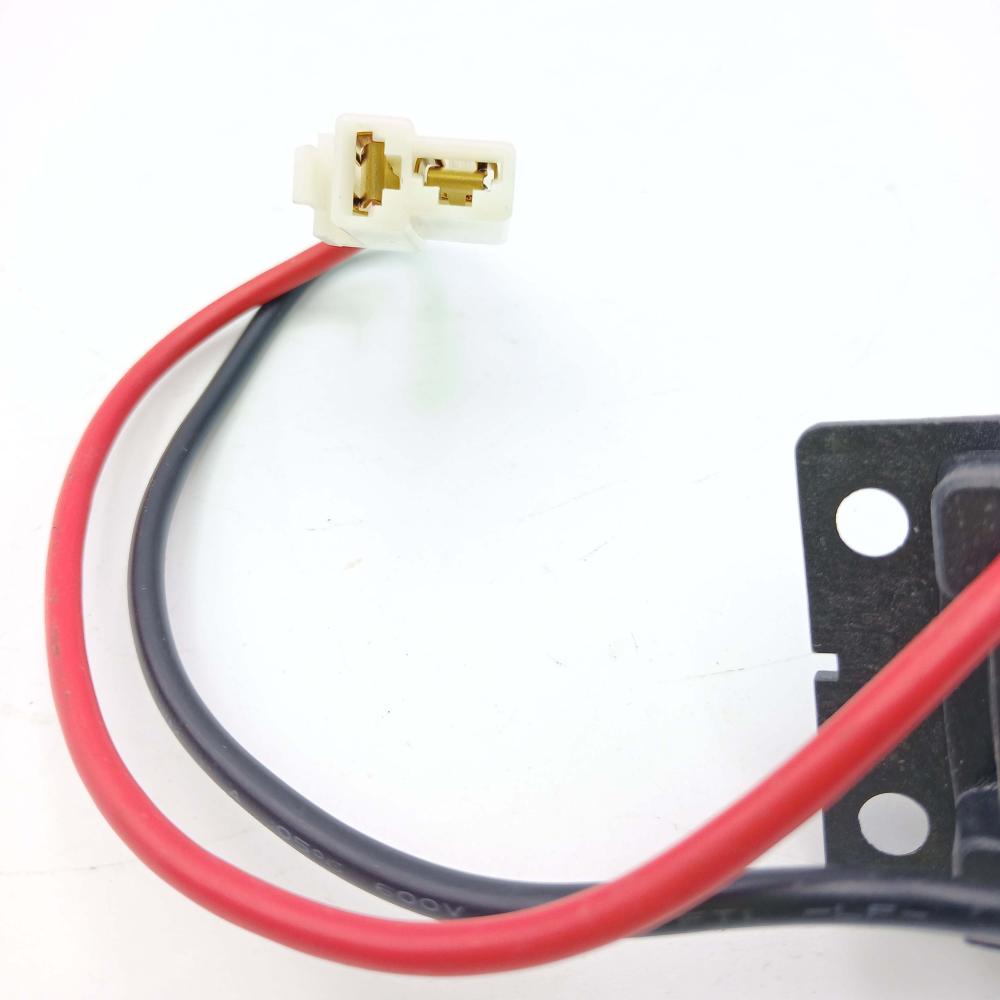 Discharge plug connector from the battery to the RKS RSIII electric bike control unit