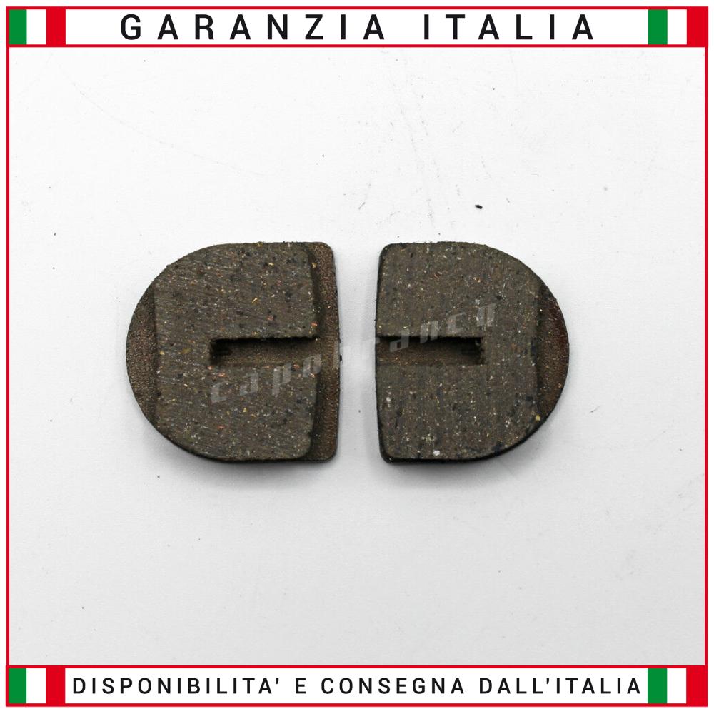 Square pads for scooter's disc brake caliper