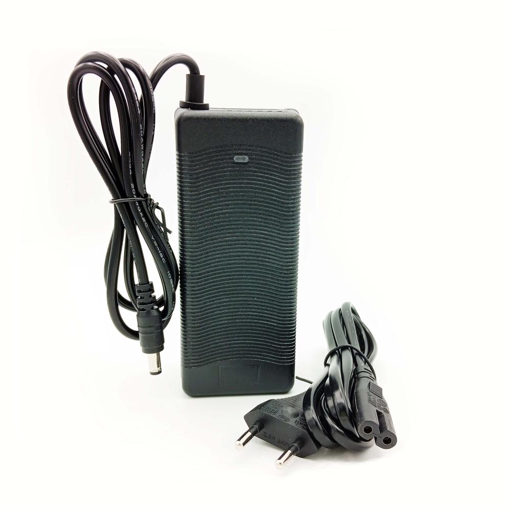 Caricabatterie per batterie al PIOMBO 48V 2.0A - CON VENTOLA BICI MONOPATTINO